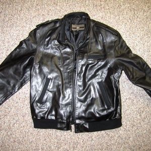 Members Only Like New Vintage Leather Jacket XLT